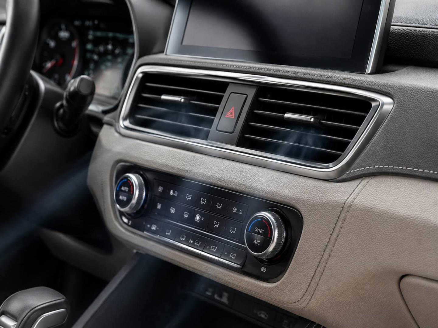 Top 5 Signs Your Car A/C Can’t Handle the Hawaii Heat